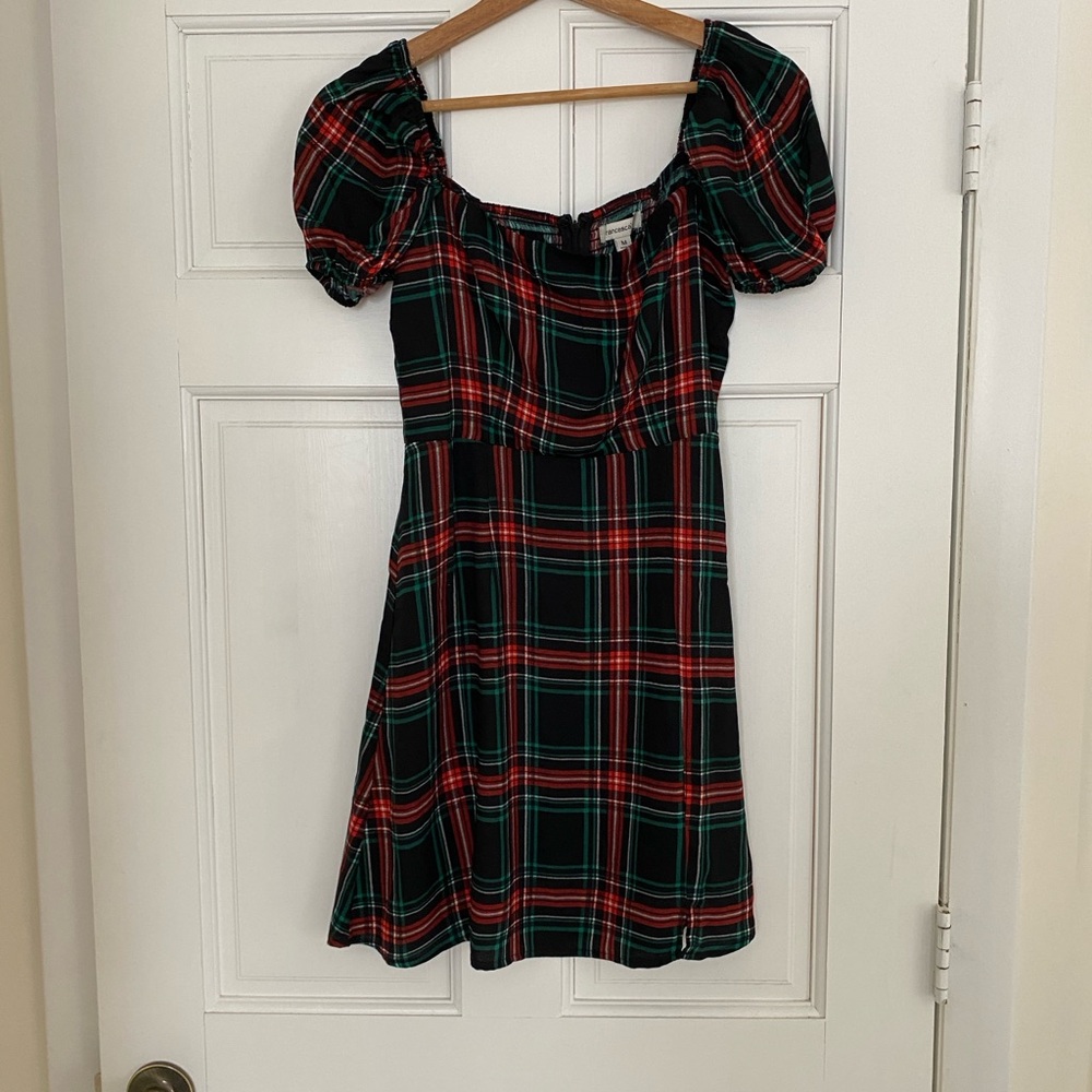 Francesca's Collections Black and Red Puff Sleeve Mini Sundress